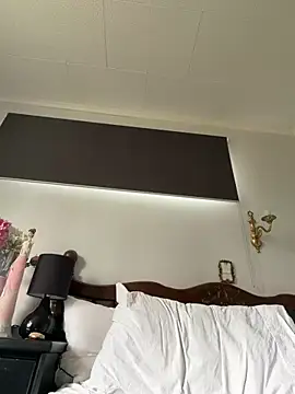 ZoeyJohnson online show from 02.25.26