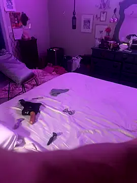 Texxaspearl online show from 09.24.25