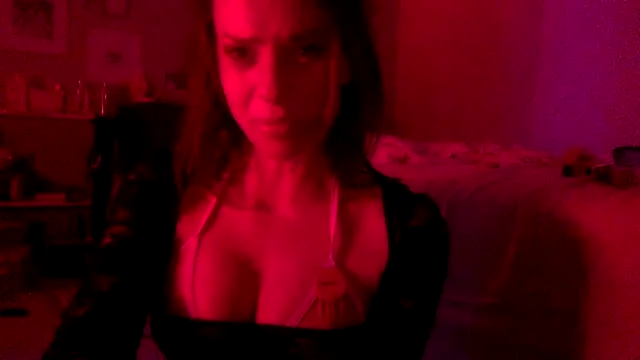 Texxaspearl online show from 04.06.26