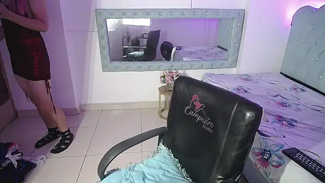 Cordelia Perlman online show from 10.14.25