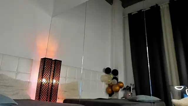 AmiraRees online show from 12.16.25