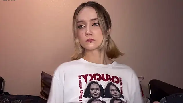 Snapshot of SoftcoreAlly chatting on 10.09.25 SoftcoreAlly online show from 10.09.25