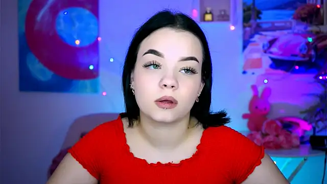 Snapshot of leslierowe_ chatting on 09.17.25 leslierowe online show from 09.17.25