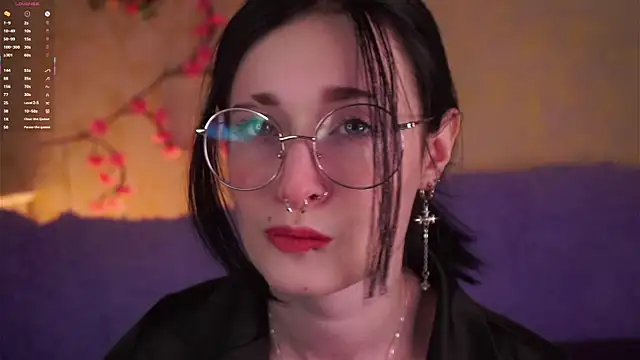 DarcyAspacio online show from 04.10.26