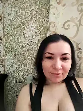 Mia24Blove online show from 02.13.26