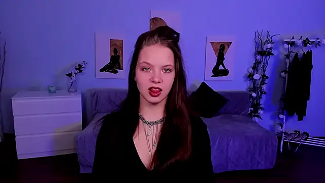 BetsyKiss online show from 02.12.26