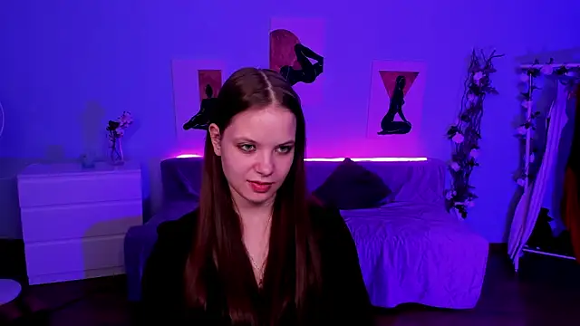 BetsyKiss online show from 04.15.26