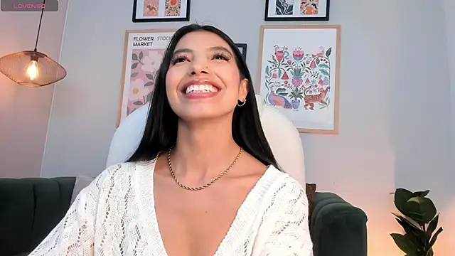 Tiffany Low online show from 04.19.26