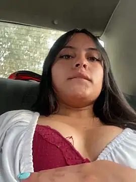 Snapshot of Karla_1-2 chatting on 11.06.25 Karla 1-2 online show from 11.06.25