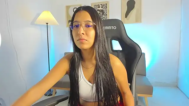 Valerygomez02 online show from 11.12.25