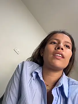 EMILIIA RICHTER   online show from 04.11.26