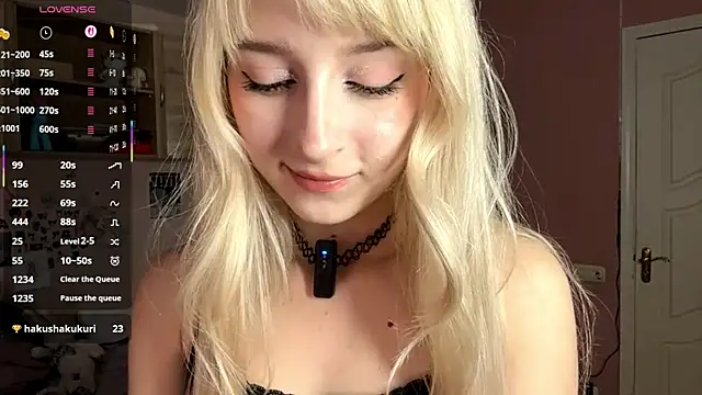 FridaAaberg online show from 11.29.25