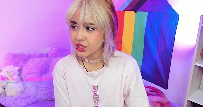 NekoWaifu online show from 09.25.25