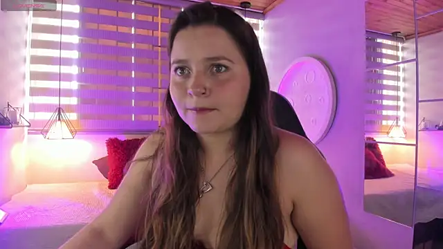 Snapshot of sophiee09_ chatting on 04.10.26 sophiee09 online show from 04.10.26