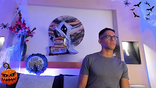 Snapshot of JacobDraven chatting on 10.29.25 JacobDraven online show from 10.29.25