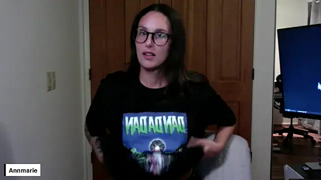 Snapshot of annmarieferrara chatting on 10.01.25 annmarieferrara online show from 10.01.25