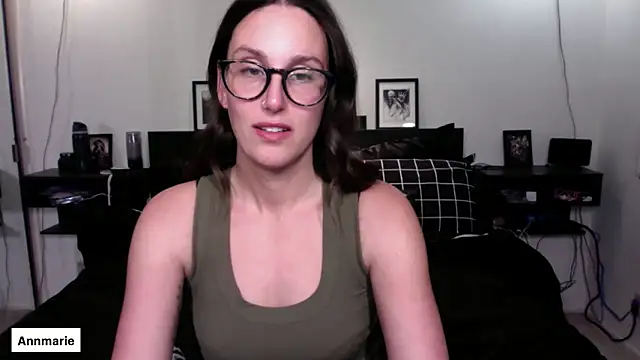 Snapshot of annmarieferrara chatting on 11.21.25 annmarieferrara online show from 11.21.25