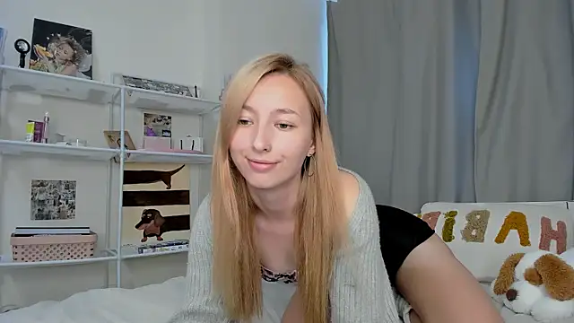 SandyCramerrr online show from 10.03.25