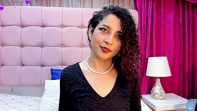 Kayla Moon  online show from 02.13.26