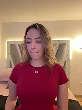 SophieeMills online show from 11.23.25