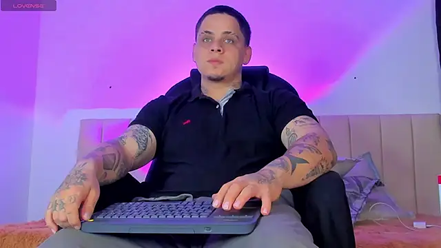 denis munera online show from 09.19.25