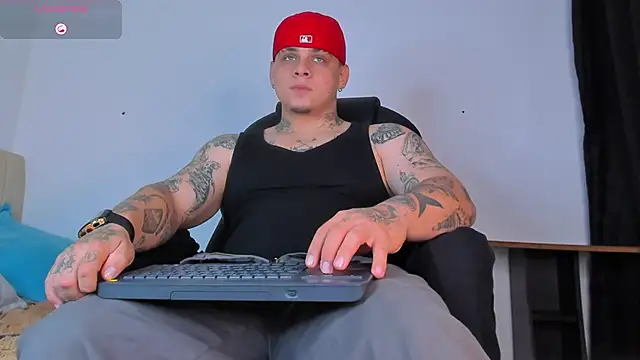 denis munera online show from 10.05.25