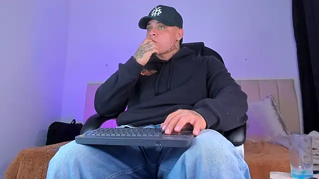 denis munera online show from 11.19.25