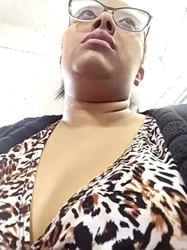 Ebony-Goddess19 online show from 01.14.26