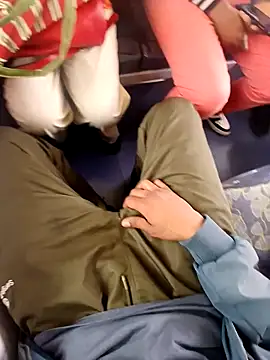 Mikaaa97 online show from 04.12.26