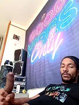 Mikaaa97 online show from 04.15.26