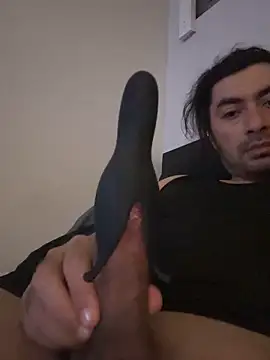 Snapshot of fifthbase007 chatting on 10.17.25 fifthbase007 online show from 10.17.25