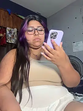 Lunarebelde online show from 12.03.25