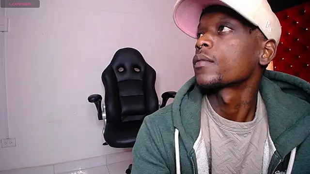 SkylerBigxxx online show from 09.25.25