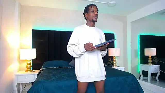 SkylerBigxxx online show from 07.07.26