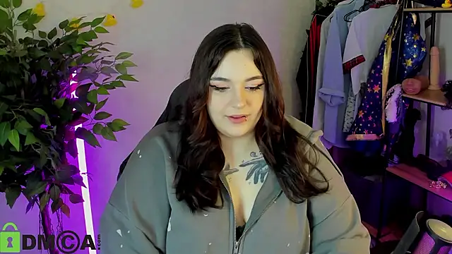 Mia R0ss online show from 02.07.26