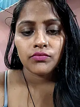 Jasmine Januja online show from 05.07.26