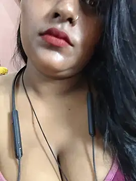 Snapshot of Jasmine_Januja chatting on 07.06.26 Jasmine Januja online show from 07.06.26