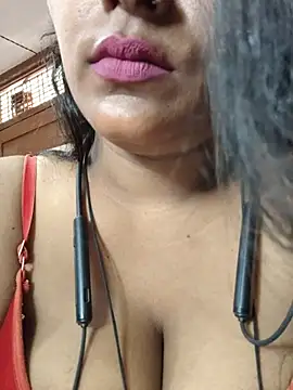 Snapshot of Jasmine_Januja chatting on 07.14.26 Jasmine Januja online show from 07.14.26