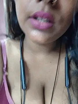 Snapshot of Jasmine_Januja chatting on 07.15.26 Jasmine Januja online show from 07.15.26