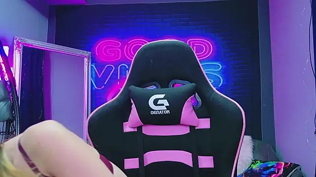 CoraVex online show from 02.03.26