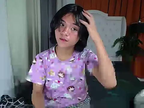 Snapshot of sweet_athena chatting on 03.13.26 sweet athena online show from 03.13.26