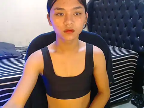 Snapshot of sweet_athena chatting on 04.05.26 sweet athena online show from 04.05.26