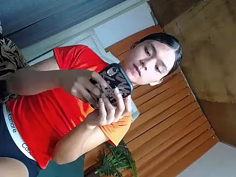 Snapshot of sweet_athena chatting on 04.12.26 sweet athena online show from 04.12.26