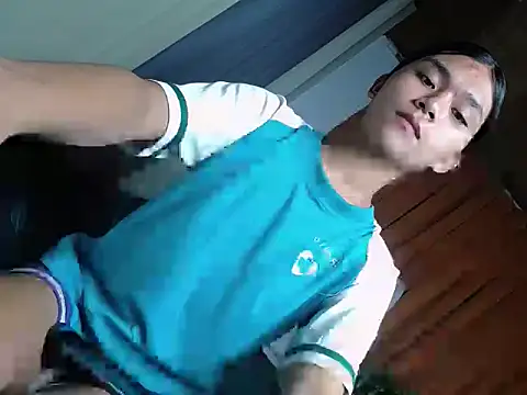 Snapshot of sweet_athena chatting on 04.13.26 sweet athena online show from 04.13.26