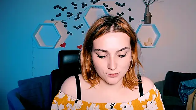 casey meow  online show from 10.17.25