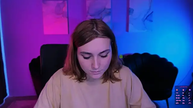 casey meow  online show from 11.25.25