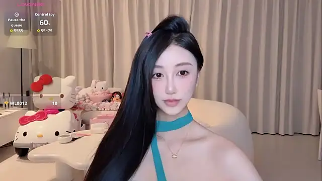 Snapshot of Melody-11 chatting on 11.02.25 Melody-11 online show from 11.02.25