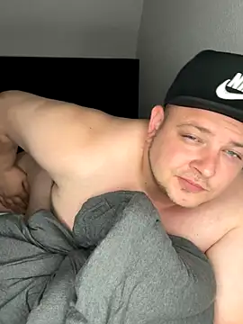 Snapshot of xXLustMolchXx chatting on 10.01.25 xXLustMolchXx online show from 10.01.25