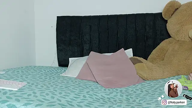 Natashaparker   online show from 03.28.26