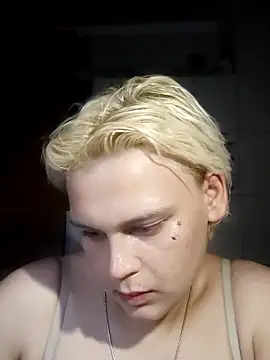 Snapshot of MargoShein chatting on 10.01.25 MargoShein online show from 10.01.25